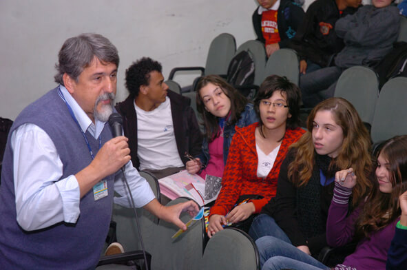 Joguinho do Dr. Bartô para jovens e adolescentes - Dr Bartô e Os Doutores  da Saúde